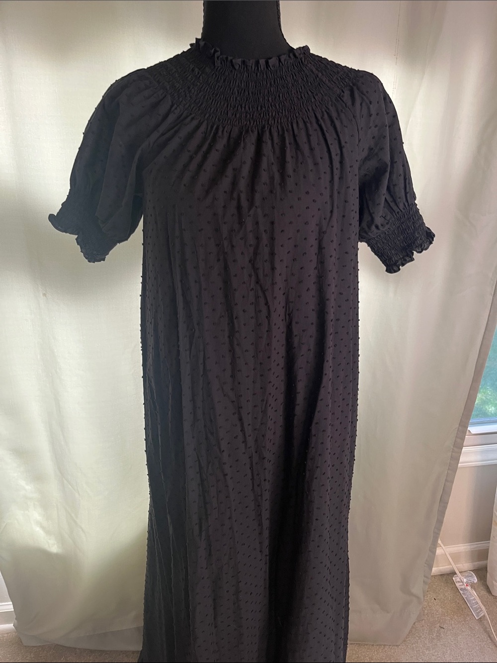 Hill House The Nap Dress Smocked Swiss Dot Short Sleeve Dress in Black   X